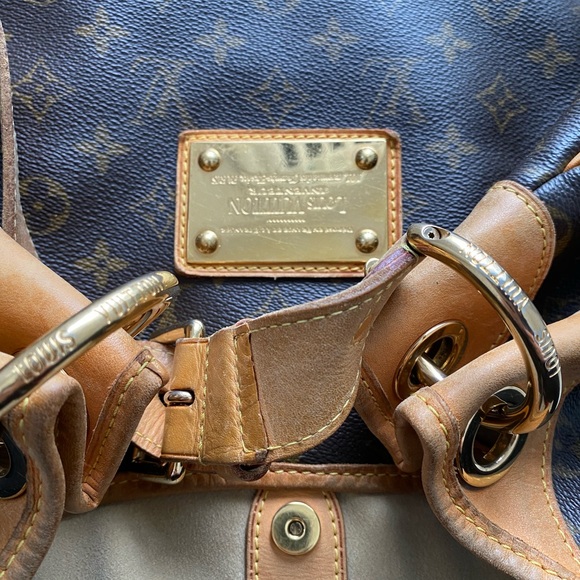 Louis Vuitton Galliera GM Bag - Picture 11 of 12